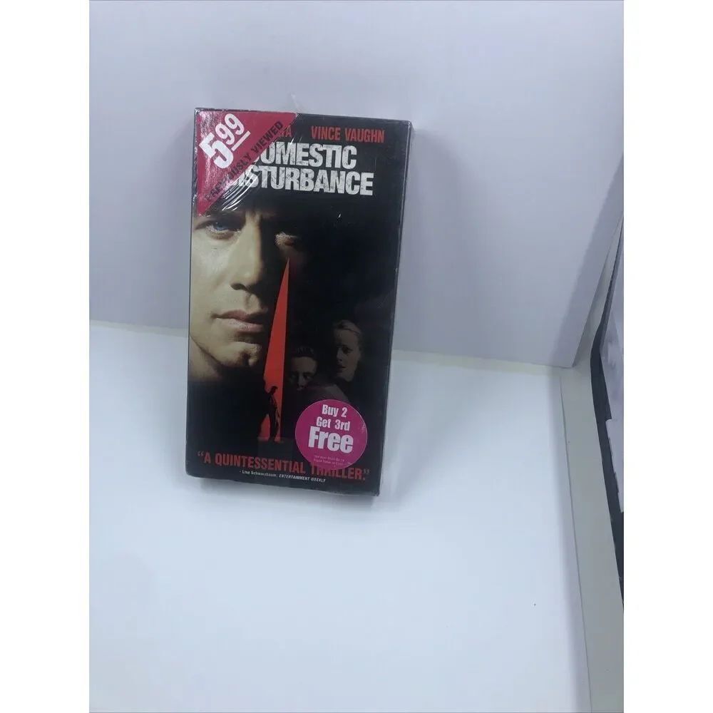 Domestic Disturbance (VHS, 2002). John Travolta, Vince Vaughn